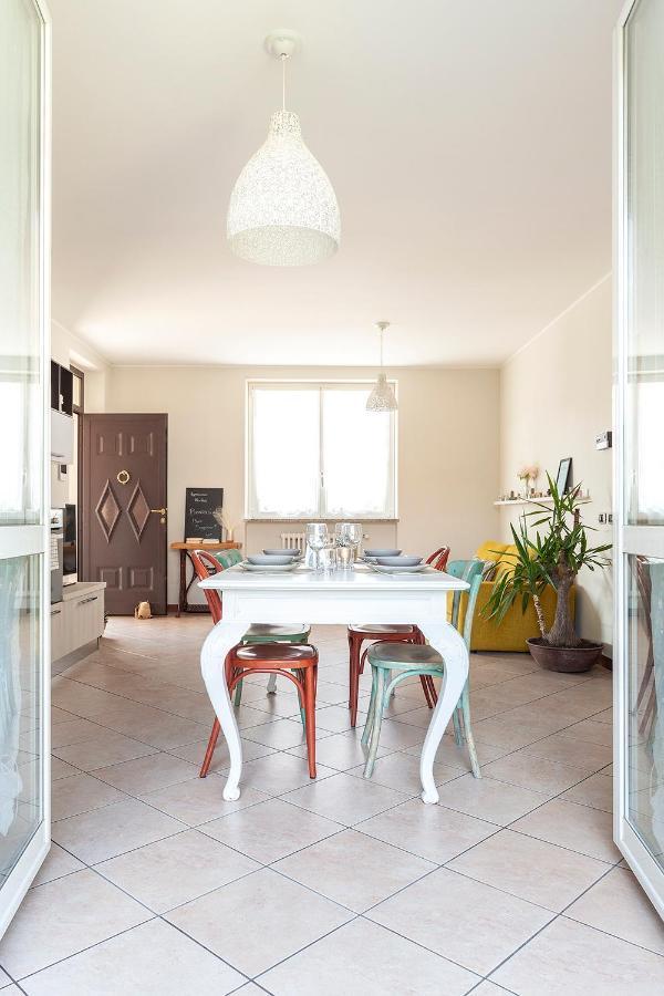 Apartment Misiadele Carnago Bagian luar foto
