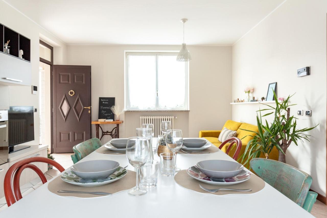 Apartment Misiadele Carnago Bagian luar foto