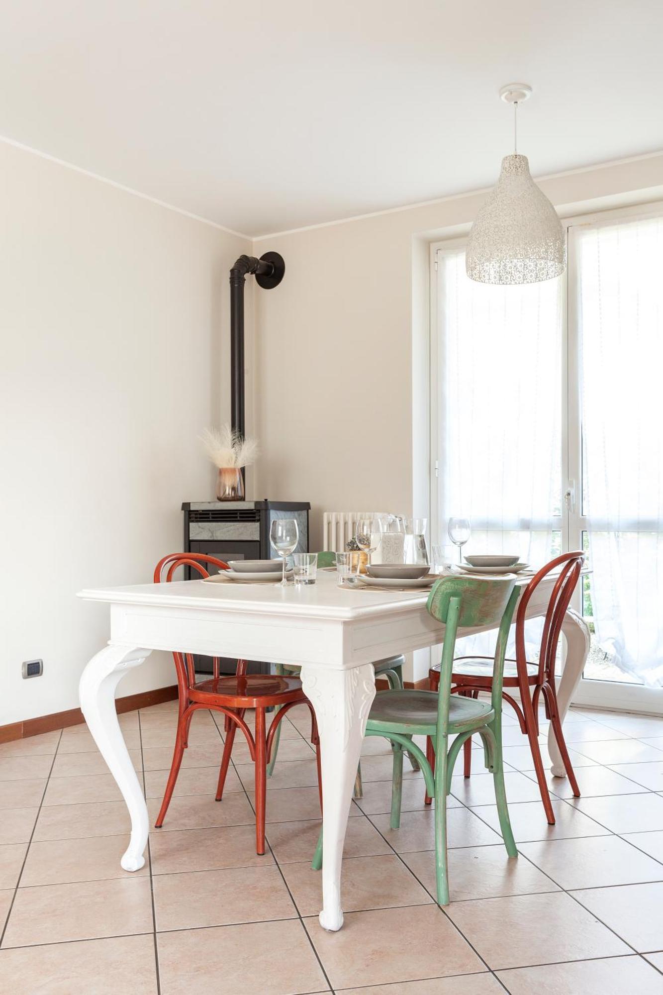 Apartment Misiadele Carnago Bagian luar foto